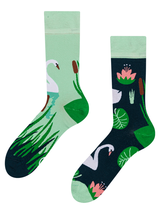 Regular Socks White Swan