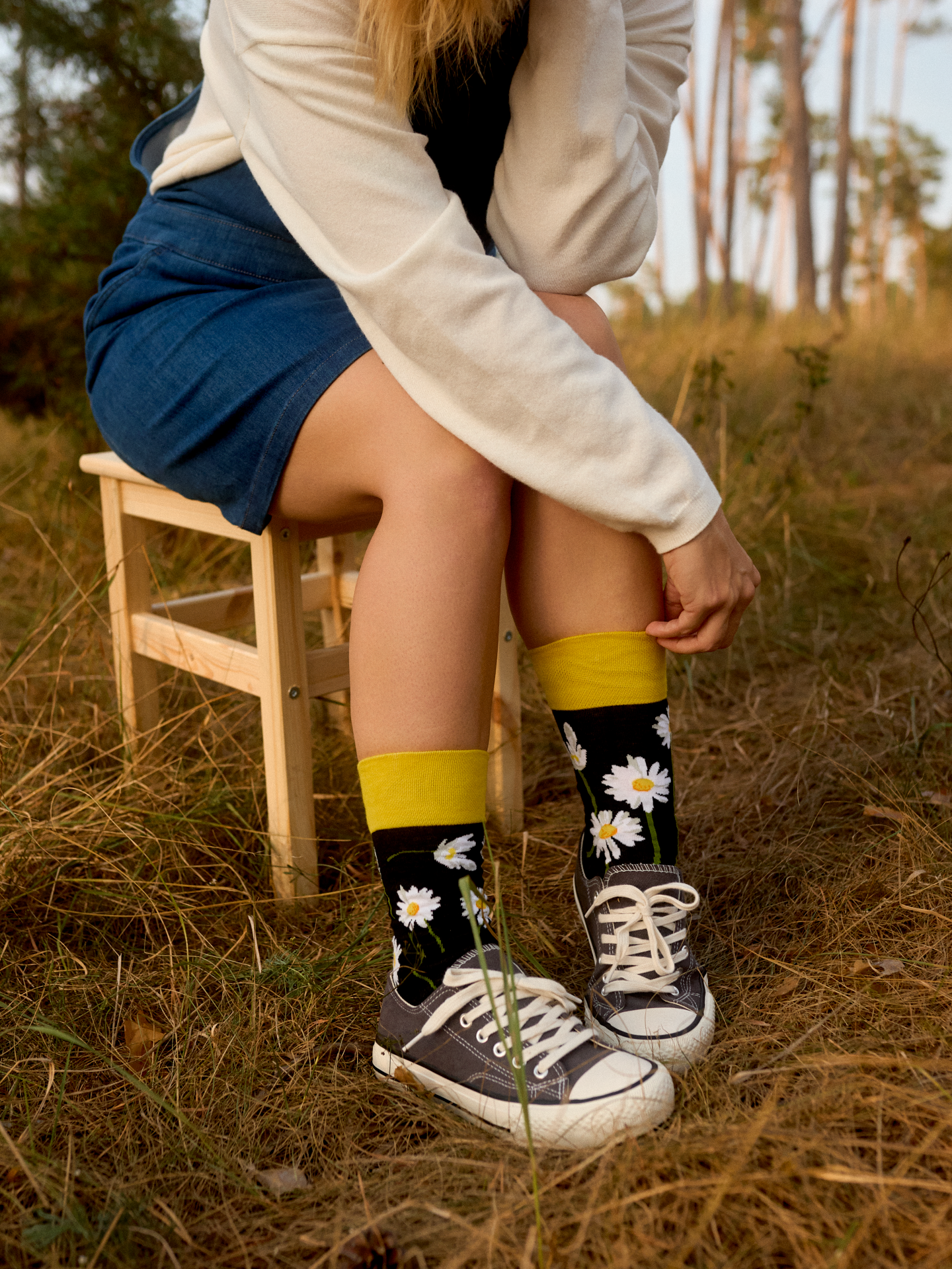 Regular Socks Daisies at Night